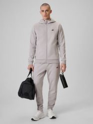 4F Spodnie dresowe joggery męskie - szare XL. Szare spodnie sportowe męskie 4F, m, bez wzorów, z dresówki. Za 189.99 zł.