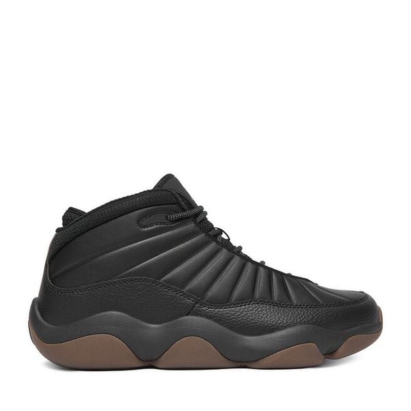 Buty do koszykówki SHAQ. Czarne buty sportowe męskie Shaq, bez wzorów, bez zapięcia, do koszykówki. Za 369.99 zł.