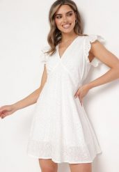 Biała Sukienka z Bawełny o Haftowanym Wykończeniu i Rozkloszowanym Kroju Laveria. Białe sukienki damskie Born2be, l, bez wzorów, z bawełny, eleganckie, bez kołnierzyka, bez ramiączek, mini, rozkloszowane. Za 84.99 zł.