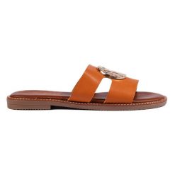 Eleganckie klapki damskie camel brązowe. Brązowe klapki damskie bez wzorów, casualowe, bez obcasa, bez zapięcia. Za 95.08 zł.