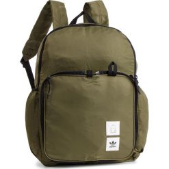 Plecak adidas - DV0261 RAWKHA. Zielone plecaki damskie Adidas, bez wzorów, z materiału, sportowe. W wyprzedaży za 159.00 zł.