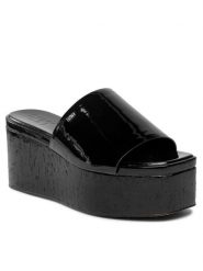 DKNY Klapki K1305611 Czarny. Czarne klapki damskie DKNY, bez wzorów, z tworzywa sztucznego, bez obcasa, bez zapięcia. Za 399.99 zł.
