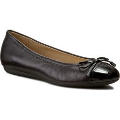 Baleriny GEOX - D Lola A D93M4A 08566 C9999 Black. Czarne balerinki damskie Geox, bez wzorów, ze skóry, klasyczne, bez obcasa, na płaskiej podeszwie, bez zapięcia. W wyprzedaży za 219.00 zł.