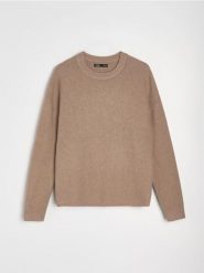 Sweter basic - brązowy. Brązowe swetry nierozpinane damskie Sinsay, l, bez wzorów, bez kołnierzyka, bez ramiączek. Za 59.99 zł.