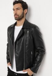 Czarna Motocyklowa Kurtka Ramoneska z Imitacji Skóry z Zasuwanymi Kieszeniami Wrassa. Czarne kurtki męskie Born2be, l, bez wzorów, ze skóry, eleganckie, bez kaptura. Za 109.99 zł.