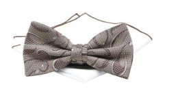 Mucha Beżowa w Paisley, z Białą Poszetką, Elegancka, Męska -CHATTIER. Białe krawaty i muchy Chattier, bez wzorów, z poliesteru, eleganckie. Za 59.00 zł.