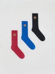 Skarpety FC Barcelona - niebieski. Niebieskie skarpety męskie Reserved, bez wzorów, z bawełny. Za 69.99 zł.