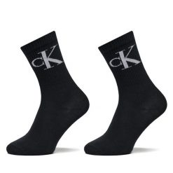 Skarpety długie Calvin Klein Jeans. Czarne skarpetki damskie Calvin Klein Jeans, bez wzorów, z jeansu. Za 69.99 zł.