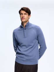 Sweter z wełną - niebieski. Niebieskie swetry męskie Reserved, l, bez wzorów, z dzianiny, bez kołnierzyka, bez ramiączek. Za 259.99 zł.