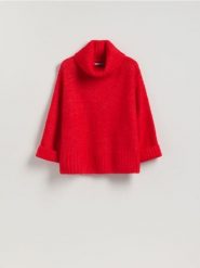 Sweter z golfem - czerwony. Czerwone swetry nierozpinane damskie Reserved, l, bez wzorów, z dzianiny, bez kołnierzyka, bez ramiączek. Za 139.99 zł.