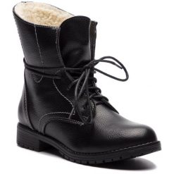 Trzewiki Clara Barson. Czarne botki damskie Clara Barson, bez wzorów, bez obcasa, na płaskiej podeszwie, bez zapięcia. Za 129.99 zł.