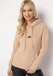 Beżowa Ocieplona Bluza Kangurka z Kapturem i Pluszową Naszywką Dysineia. Brązowe bluzy damskie Born2be, l, z aplikacjami, z polaru, casualowe, bez ramiączek, z kapturem. Za 84.99 zł.