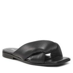 Klapki PINKO. Czarne klapki damskie Pinko, bez wzorów, bez obcasa, bez zapięcia. Za 659.99 zł.