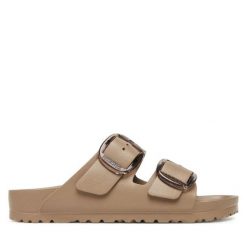 Klapki Birkenstock. Brązowe klapki damskie Birkenstock, bez wzorów, bez obcasa, bez zapięcia. Za 239.99 zł.