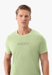 T-QUARTZ. T-shirty męskie Volcano, m, bez wzorów, z bawełny, bez kołnierzyka, bez ramiączek. Za 59.99 zł.