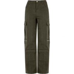 Spodnie Damskie Utility Twill Stretch Loose Cargo Trousers. Brązowe spodnie sportowe damskie Urban Classics, bez wzorów, sportowe, długie. Za 187.99 zł.