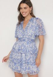 Niebieska Sukienka z Falbanami i Abstrakcyjnym Wzorem Rinasea. Niebieskie sukienki damskie Born2be, na co dzień, l, bez wzorów, z jeansu, eleganckie, bez kołnierzyka, bez ramiączek, mini. Za 119.99 zł.