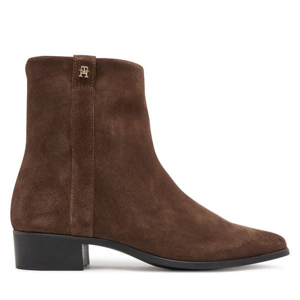 Botki Tommy Hilfiger. Brązowe botki damskie Tommy Hilfiger, bez wzorów, bez obcasa, na płaskiej podeszwie, bez zapięcia. Za 699.99 zł.
