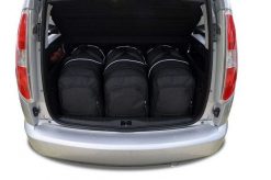 Torby Do Bagażnika Skoda Roomster 2006-2015 3Szt Kjust. Czarne torby podróżne damskie KJUST, bez wzorów, z kauczuku. Za 1,104.00 zł.