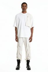 La Haine Inside Us T-Shirt | 3Z M1214 | Mężczyzna | Biały. Białe t-shirty męskie La Haine Inside Us, l, bez wzorów, z bawełny, bez kołnierzyka, bez ramiączek. W wyprzedaży za 349.00 zł.