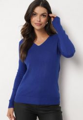 Granatowy Sweter z Bawełną i Dekoltem w Serek Etarevia. Niebieskie swetry nierozpinane damskie Born2be, bez wzorów, z bawełny, bez kołnierzyka, bez ramiączek. Za 39.99 zł.