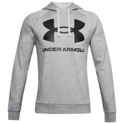 Bluza z kapturem Under Armour Rival Fleece Big Logo. Czarne bluzy sportowe męskie Under Armour, bez wzorów, z kapturem, na jogę i pilates. W wyprzedaży za 235.75 zł.