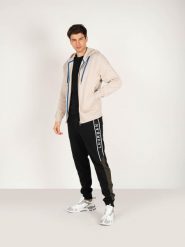 Invicta Bluza | 4454252 / U | Mężczyzna | Beżowy. Brązowe bluzy męskie Invicta, m, z aplikacjami, z bawełny, bez ramiączek, bez kaptura. W wyprzedaży za 239.00 zł.