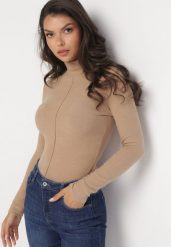 Beżowy Sweter Golf o Dopasowanym Kroju Ryler. Brązowe swetry nierozpinane damskie Born2be, m, z aplikacjami, z jeansu, klasyczne, bez kołnierzyka, bez ramiączek. Za 89.99 zł.