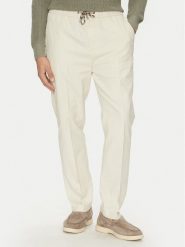 Guess Chinosy M5GB79 WH4EA Beżowy Regular Fit. Brązowe eleganckie spodnie męskie Guess, z aplikacjami, z bawełny. Za 349.99 zł.