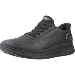 Buty SKECHERS 117740S Czarny. Czarne obuwie trekkingowe damskie Skechers, z materiału, bez zapięcia. Za 299.99 zł.