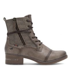 Botki Mustang. Szare botki damskie Mustang, bez wzorów, bez obcasa, na płaskiej podeszwie, bez zapięcia. Za 349.99 zł.