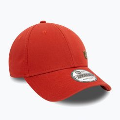 Czapka z daszkiem New Era Ne Pin 940. Czerwone czapki damskie New Era, na zimę, bez wzorów. Za 119.99 zł.