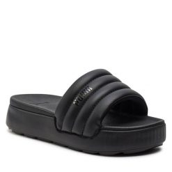 Klapki Puma. Czarne klapki damskie Puma, bez wzorów, sportowe, bez obcasa, bez zapięcia. Za 269.99 zł.