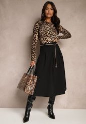 Czarna Spódnica z Wiskozą o Rozkloszowanym Kroju z Paskiem Łańcuszkiem Lilethra. Czarne spódnice damskie Renee, na imprezę, m, bez wzorów, z materiału, eleganckie, midi, dopasowane. Za 119.99 zł.