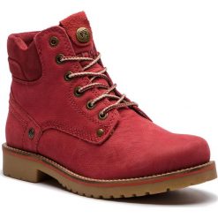 Trapery WRANGLER - Yuma Lady WL182507 Red 87. Czerwone trapery damskie Wrangler, z materiału, bez zapięcia. W wyprzedaży za 269.00 zł.