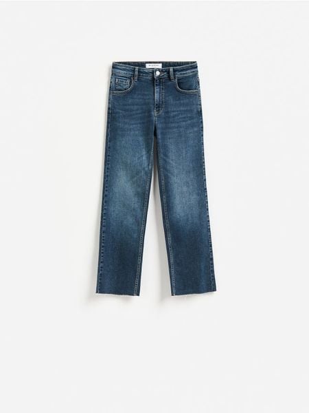 Jeansy flare cropped - granatowy. Niebieskie jeansy damskie Reserved, bez wzorów, z bawełny. Za 109.99 zł.