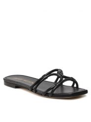 Stuart Weitzman Klapki Wovenknotslidesandal SA616 Czarny. Czarne klapki damskie Stuart Weitzman, bez wzorów, ze skóry, bez obcasa, bez zapięcia. Za 1,819.00 zł.