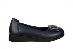 Baleriny Loretta Vitale W9918B Navy 514269, Granatowy, Skóra naturalna - 38. Niebieskie balerinki damskie Loretta Vitale, bez wzorów, ze skóry, z okrągłym noskiem, bez obcasa, bez zapięcia. W wyprzedaży za 224.99 zł.