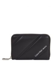 Calvin Klein Jeans Portfel Quilted Med Zip Around K60K611972 Czarny. Czarne portfele damskie Calvin Klein Jeans, z jeansu. Za 239.99 zł.