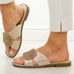 Złote klapki damskie Potocki 43344. Żółte klapki damskie POTOCKI, na lato, z aplikacjami, z materiału, casualowe, bez obcasa, na płaskiej podeszwie, bez zapięcia. Za 139.00 zł.