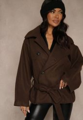 Brązowy Pudełkowy Krótki Płaszcz z Wiskozą z Wiązanym Paskiem i Kołnierzykiem Tusainea. Brązowe płaszcze damskie Renee, bez wzorów, z dzianiny, bez kołnierzyka, bez kaptura. Za 179.99 zł.