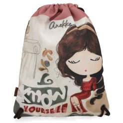 Worek damski Anekke, wykonany z lekkiego materiału tekstylnego z dekoracyjnym nadrukiem zamykany na ściągacz ze sznurkami, kolorowy, 42474-001. Torebki do ręki damskie Anekke, bez wzorów, z nadrukiem, bez dodatków. Za 119.00 zł.