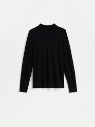 Gładki sweter z półgolfem - czarny. Czarne swetry męskie Reserved, l, bez wzorów, z dzianiny, bez kołnierzyka, bez ramiączek. Za 129.99 zł.