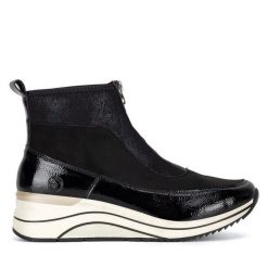 Botki Remonte. Czarne botki damskie Remonte, bez wzorów, bez obcasa, na koturnie, bez zapięcia. Za 311.00 zł.