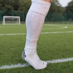 Getry piłkarskie białe skarpety bez stóp 42-47. Białe skarpety męskie YAKIMASPORT, bez wzorów. Za 19.99 zł.