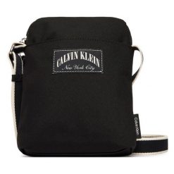 Saszetka Calvin Klein. Czarne saszetki i nerki męskie Calvin Klein, bez wzorów. Za 289.99 zł.