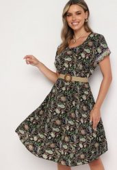 Czarno-Zielona Wiskozowa Sukienka Rozkloszowana we Wzór Paisley Mastis. Czarne sukienki damskie Born2be, na imprezę, uniwersalny, bez wzorów, z wiskozy, eleganckie, bez kołnierzyka, bez ramiączek, midi, rozkloszowane. Za 64.99 zł.