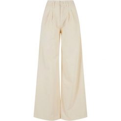 Spodnie Damskie Organiczna Bawełna Plisy. Brązowe spodnie dresowe damskie Urban Classics, bez wzorów, z bawełny, sportowe, długie. Za 153.99 zł.