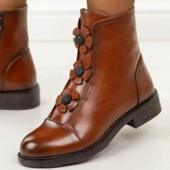Brązowe płaskie botki damskie Potocki 12852. Czerwone botki damskie POTOCKI, na jesień, z aplikacjami, z dzianiny, eleganckie, z okrągłym noskiem, bez obcasa, na płaskiej podeszwie, bez zapięcia. Za 249.00 zł.