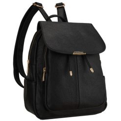 Miejski plecak damski mały czarny ze skóry ekologicznej Peterson PTN MBP-10-F19. Czarne plecaki damskie Peterson, bez wzorów, ze skóry ekologicznej. Za 89.99 zł.